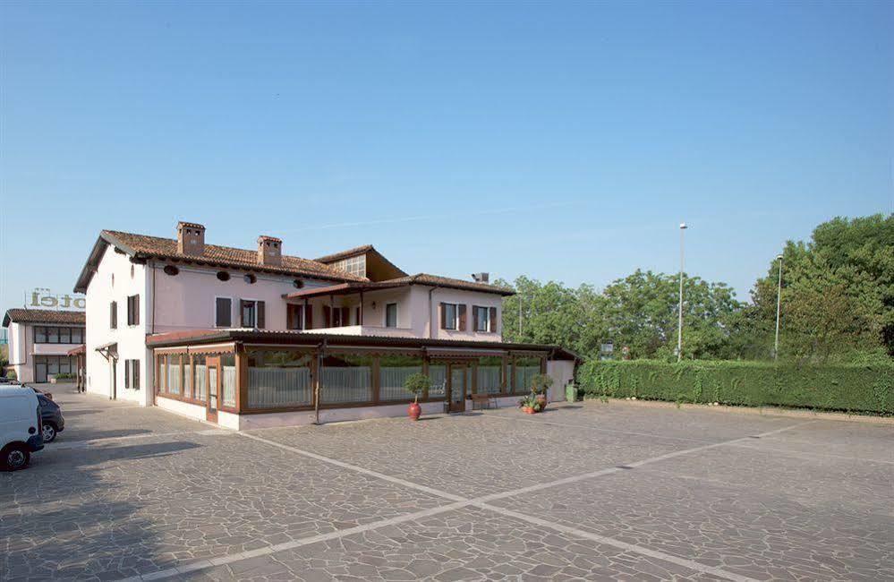 Primotel Brescia Luaran gambar