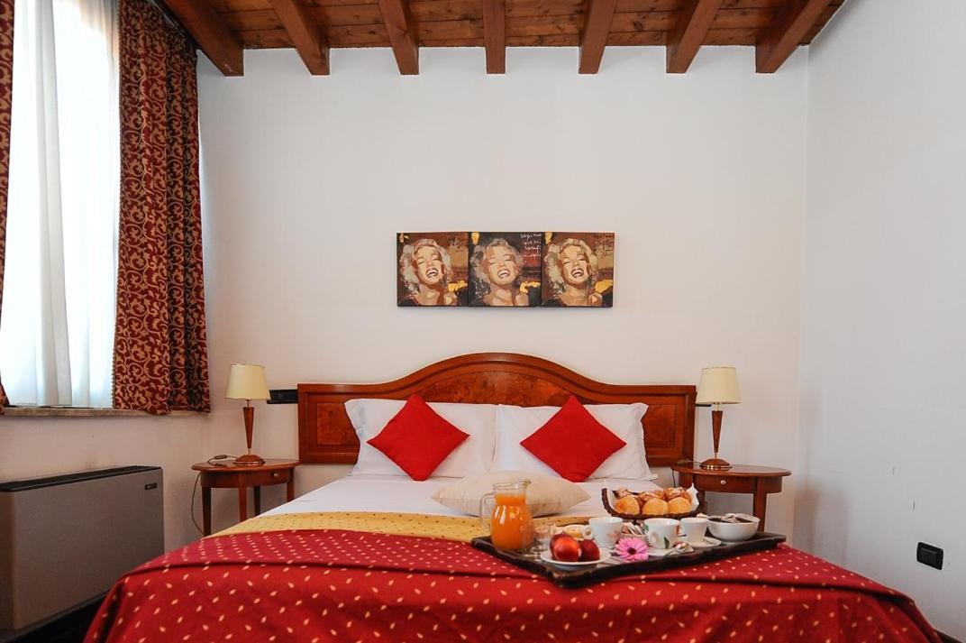 Primotel Brescia Luaran gambar