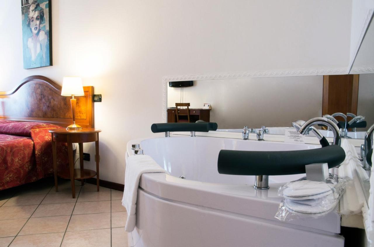 Primotel Brescia Luaran gambar